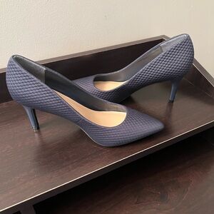 Alfani Women’s Jeules Navy Texture Size 5.5M